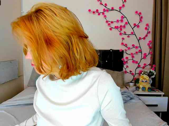 DellaRowwe webcam