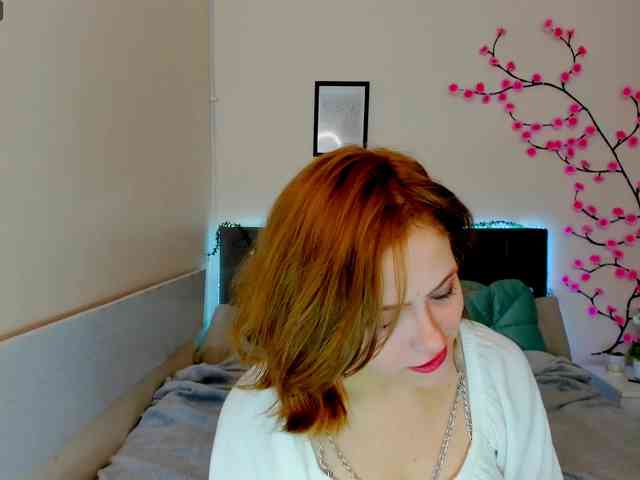 DellaRowwe webcam