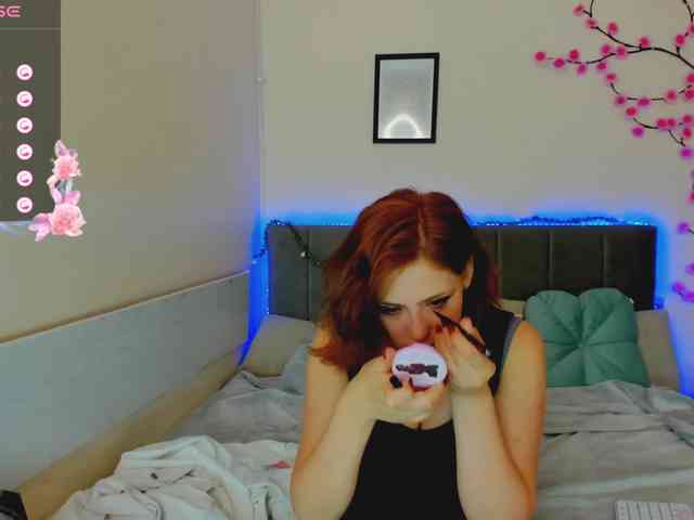DellaRowwe webcam