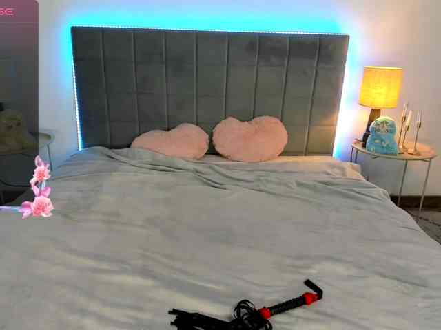 DellaRowwe webcam