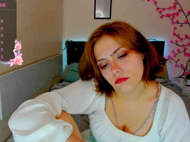 DellaRowwe webcam