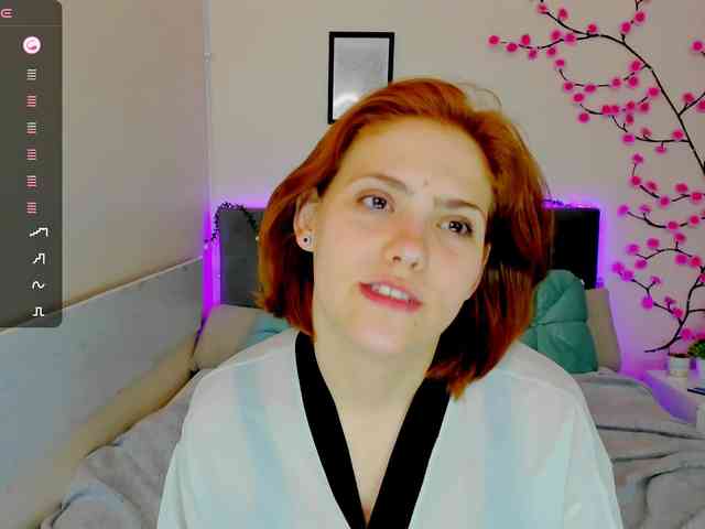 DellaRowwe webcam