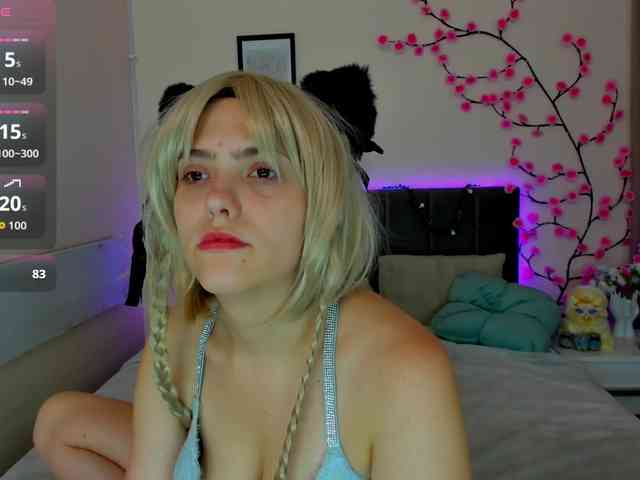 DellaRowwe webcam