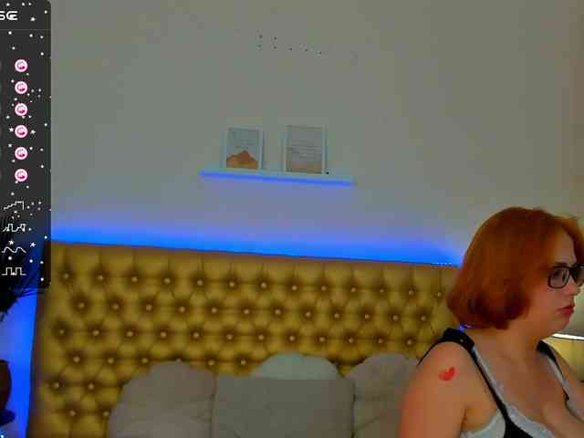 DellaRowwe webcam