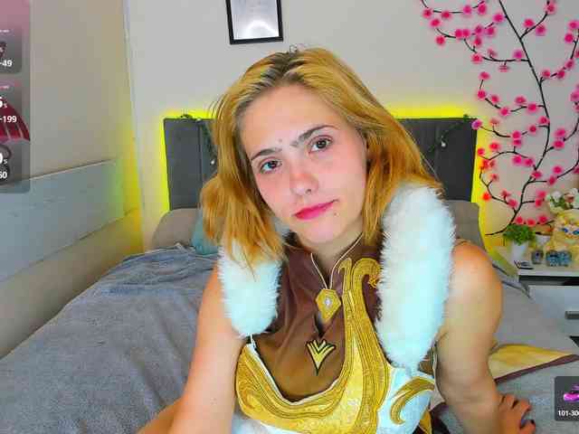 DellaRowwe webcam