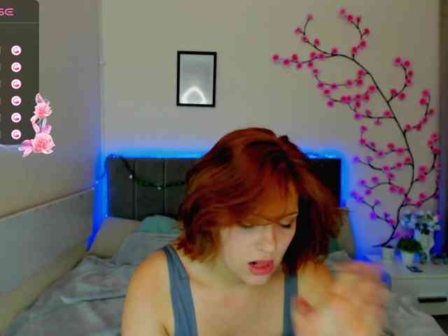 DellaRowwe webcam