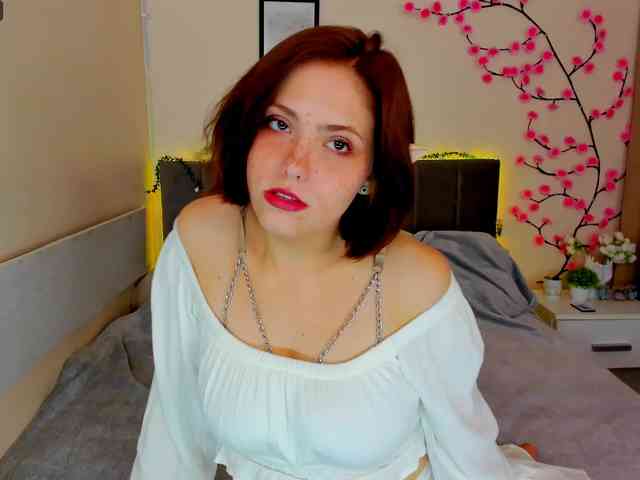 DellaRowwe webcam