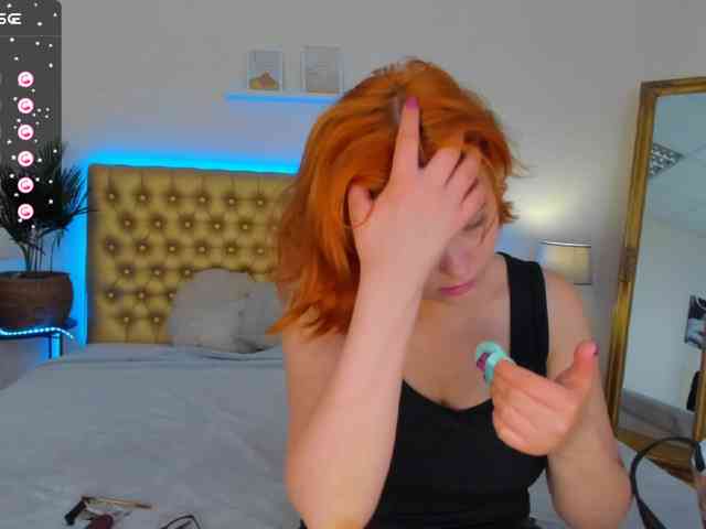 DellaRowwe webcam