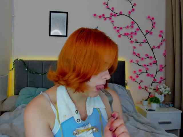 DellaRowwe webcam