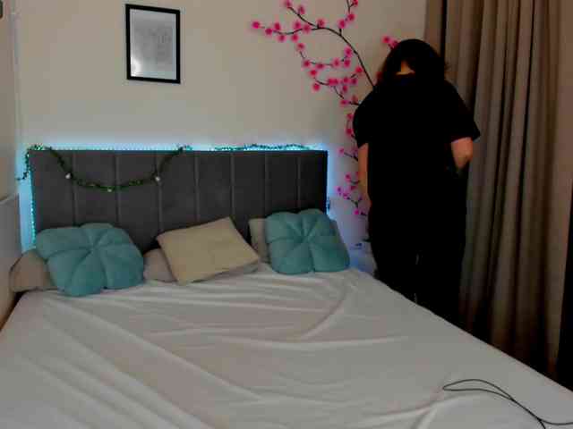 DellaRowwe webcam