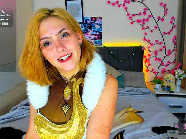DellaRowwe webcam