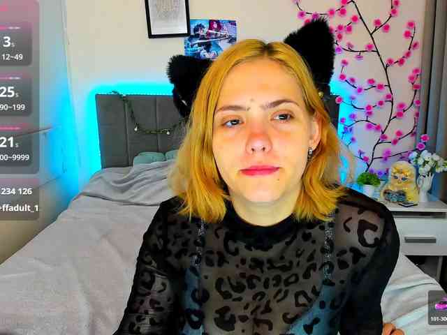 DellaRowwe webcam