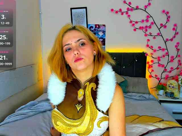 DellaRowwe webcam