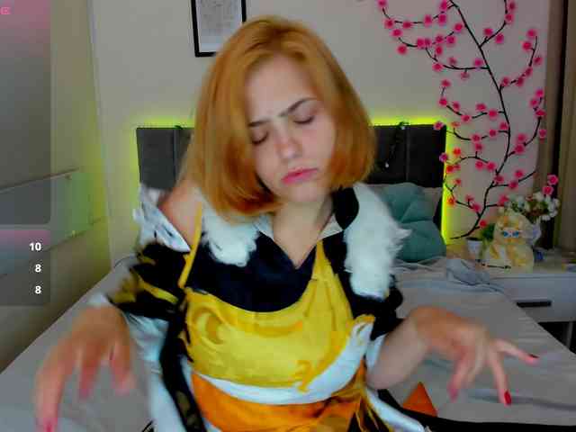 DellaRowwe webcam