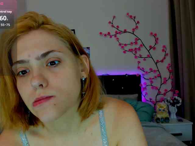 DellaRowwe webcam