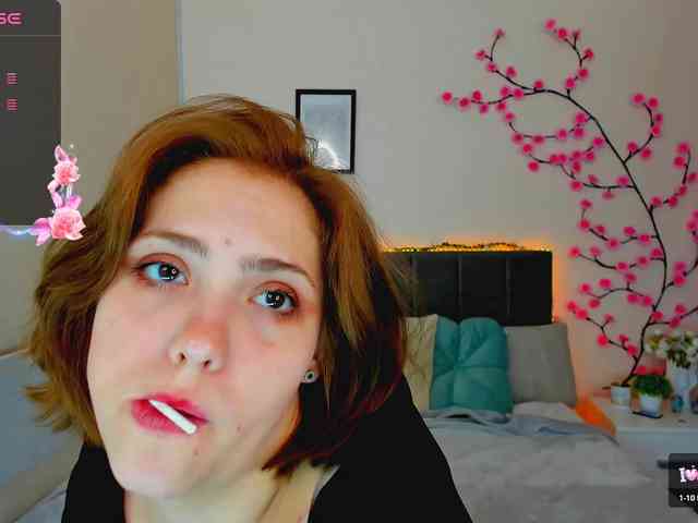 DellaRowwe webcam