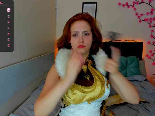DellaRowwe webcam
