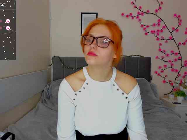 DellaRowwe webcam