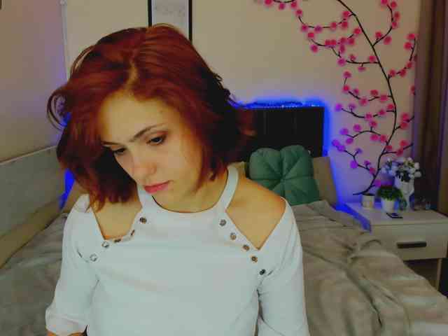 DellaRowwe webcam