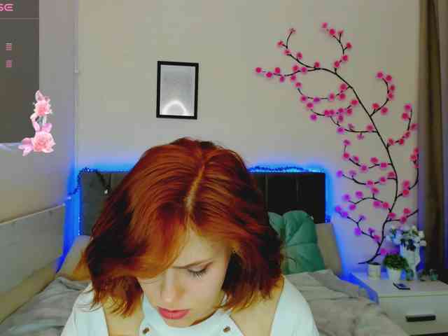 DellaRowwe webcam