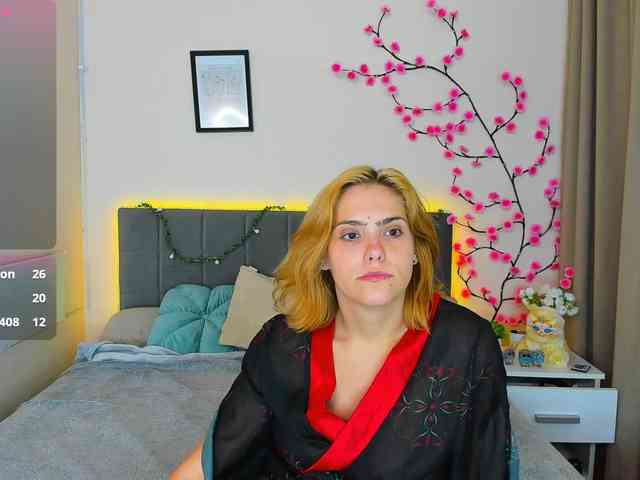 DellaRowwe webcam