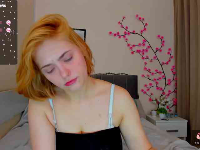 DellaRowwe webcam