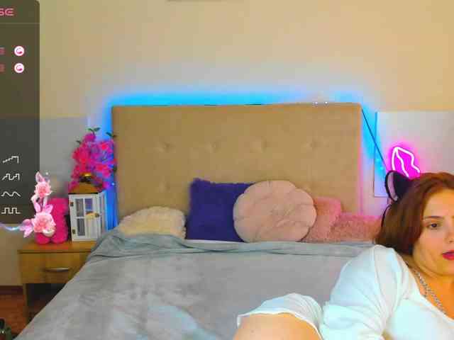 DellaRowwe webcam