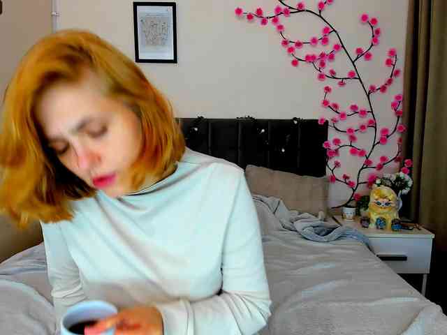 DellaRowwe webcam