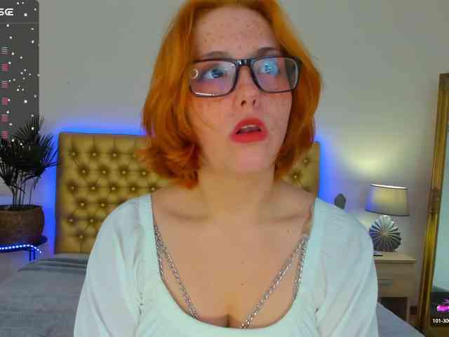 DellaRowwe webcam