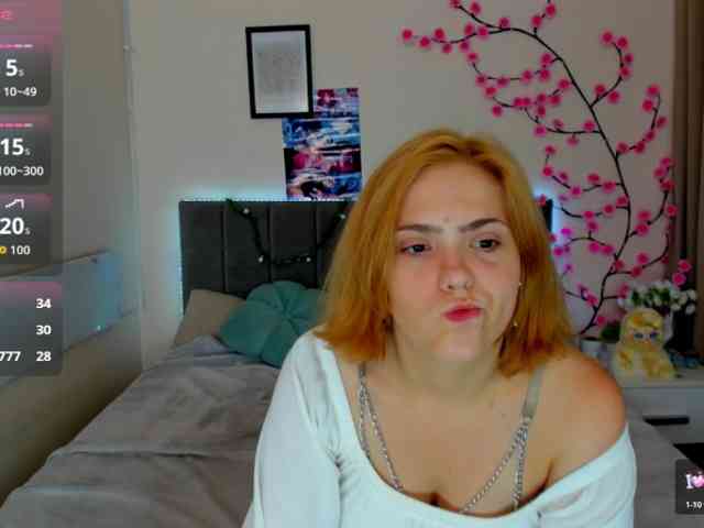 DellaRowwe webcam