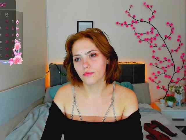 DellaRowwe webcam