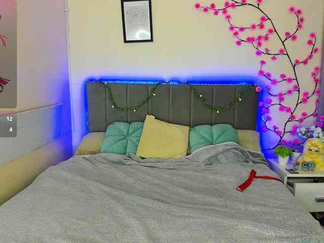 DellaRowwe webcam