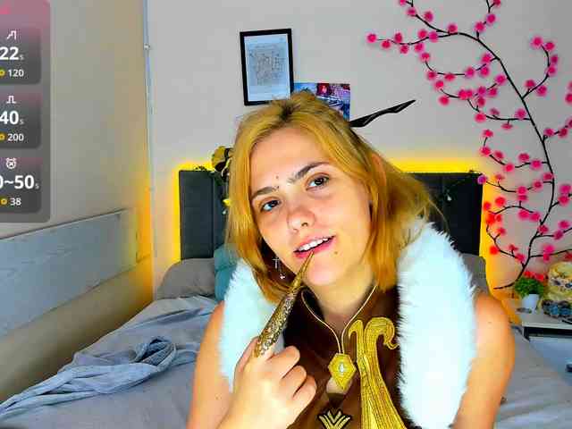 DellaRowwe webcam