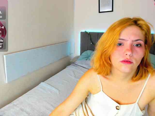 DellaRowwe webcam