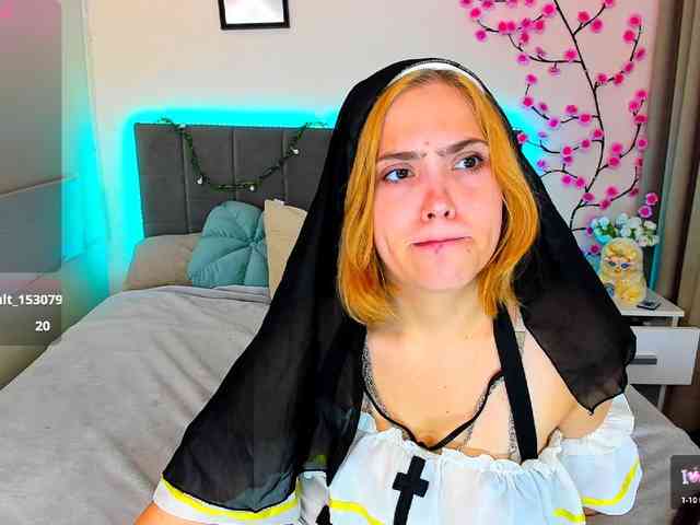 DellaRowwe webcam