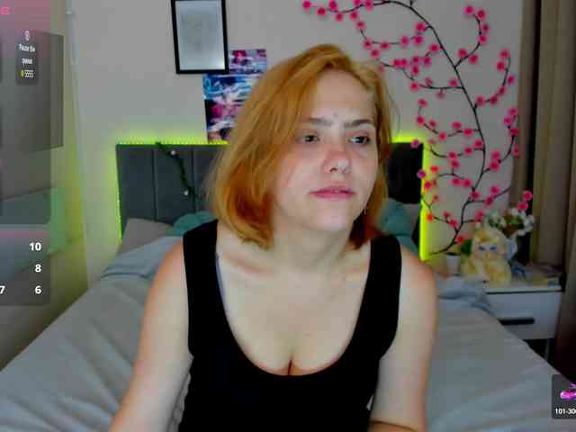 DellaRowwe webcam