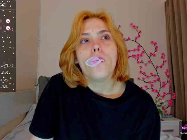 DellaRowwe webcam