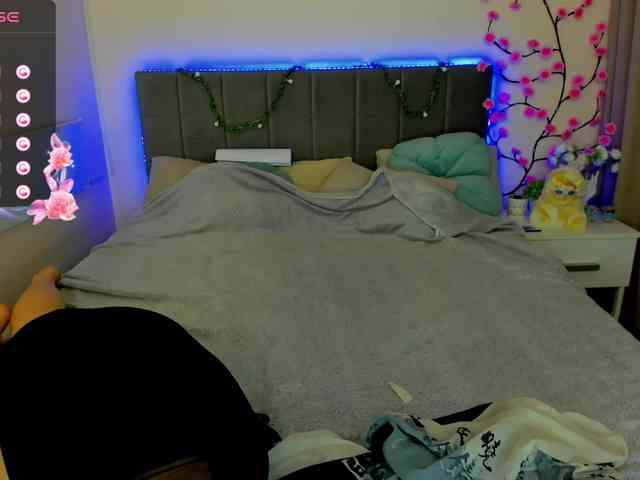 DellaRowwe webcam