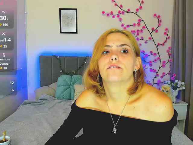 DellaRowwe webcam