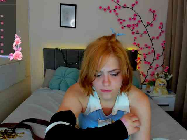 DellaRowwe webcam