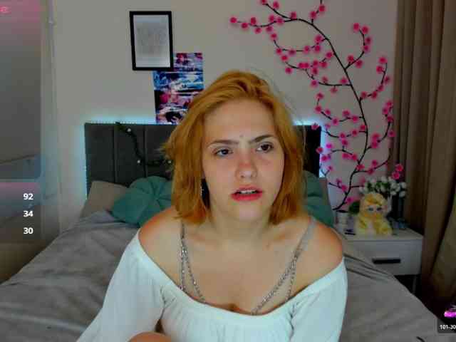 DellaRowwe webcam