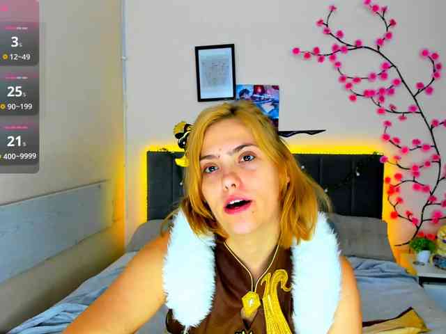 DellaRowwe webcam