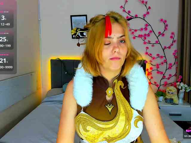 DellaRowwe webcam