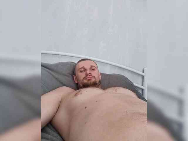 Nelegal2 Live Webcam on BongaCams
