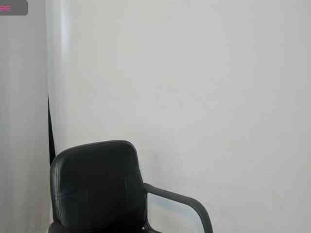 IvonneAshar webcam