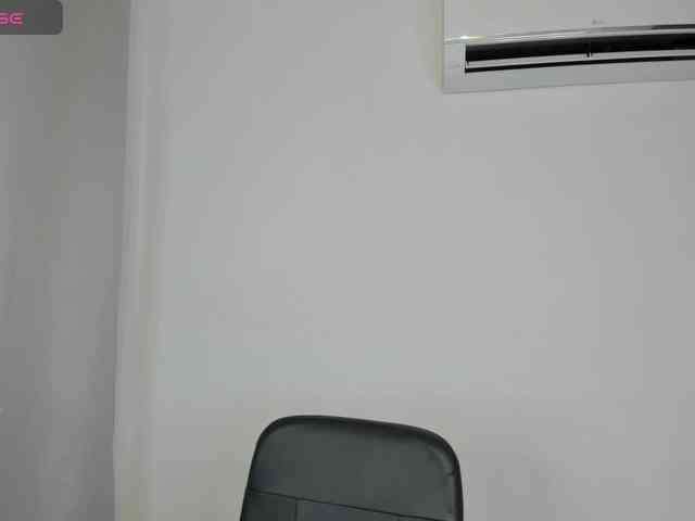 IvonneAshar webcam