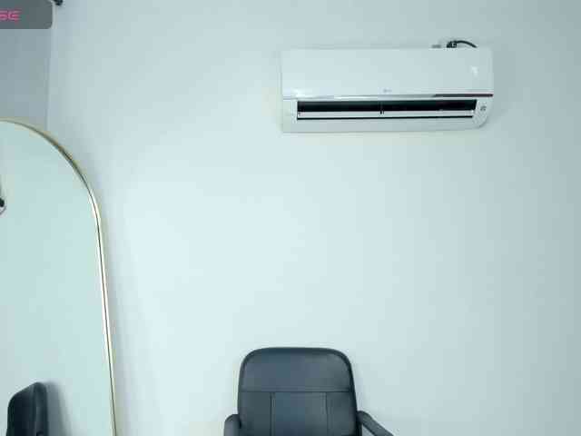 IvonneAshar webcam