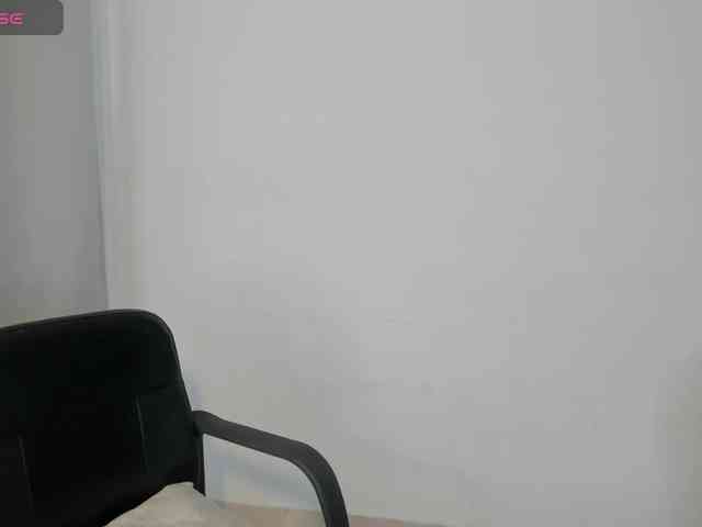 IvonneAshar webcam