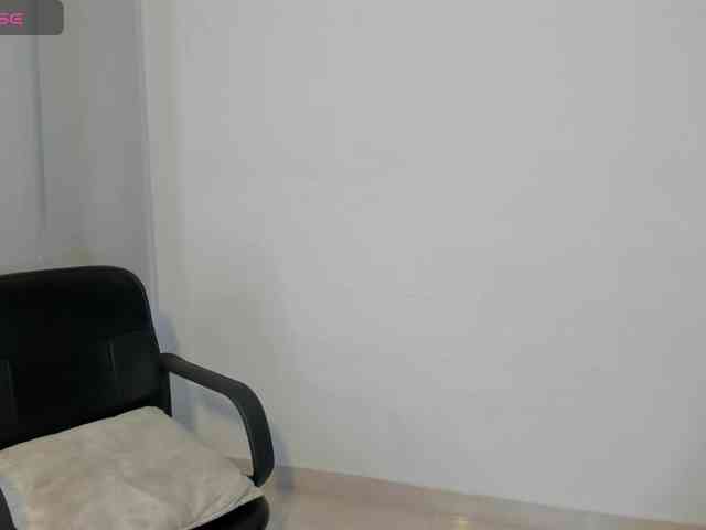 IvonneAshar webcam