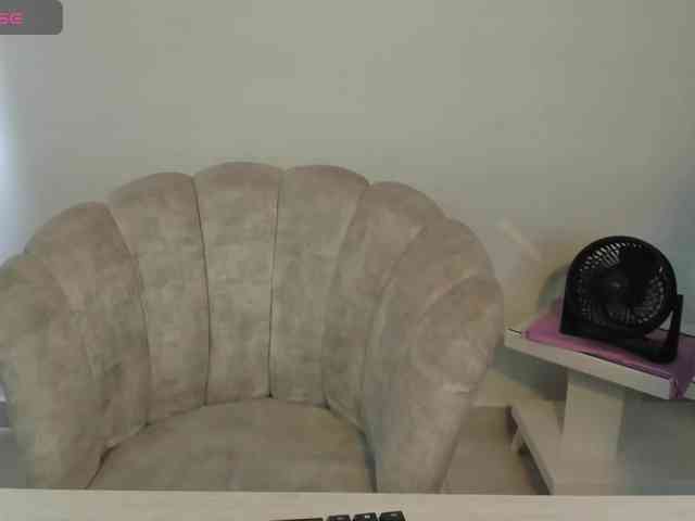 IvonneAshar webcam